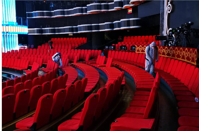 Showbiz Trung Quốc ‘chao đảo’ dịp Tết Canh Tý 2020 vì virus corona hoành hành - ảnh 3