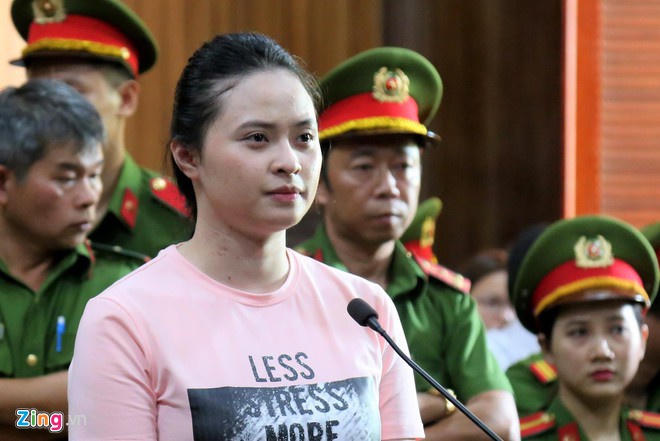 Hot girl Ngoc Miu va ong trum ma tuy lai bi truy to hinh anh 2 ngocmiu_zing.jpg