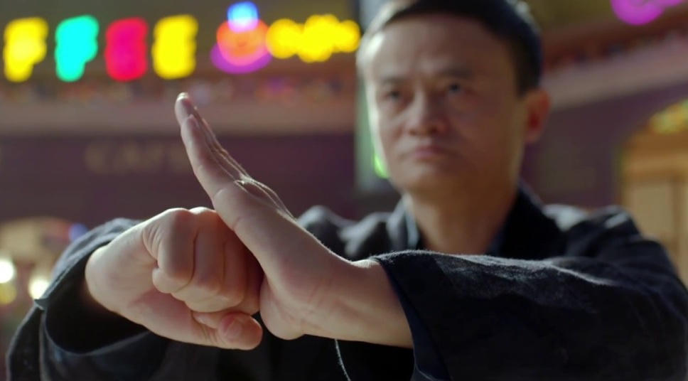 Khong hon, khong bat tay - Covid-19 buoc ca the gioi doi cach chao hoi hinh anh 5 q53_1.jpg