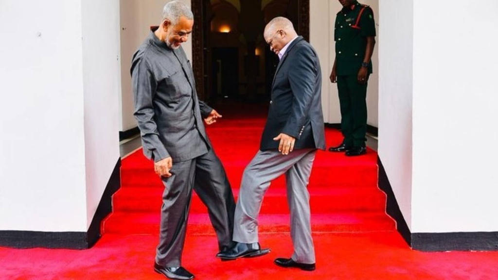 Khong hon, khong bat tay - Covid-19 buoc ca the gioi doi cach chao hoi hinh anh 4 q58.jpg