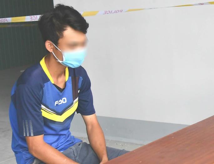 Xem xét khởi tố thanh niên trốn cách ly để về thăm vợ - Ảnh 1. Xem xét khởi tố thanh niên trốn cách ly để về thăm vợ - Ảnh 1.