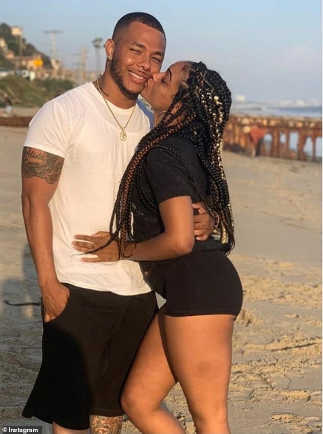 Sao phim 'Chạng vạng' và bạn gái qua đời tại nhà riêng 'rúng động' Hollywood - ảnh 2