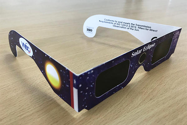 Nhật thực diễn ra trên khắp Việt Nam, 11 năm mới có 1 lần