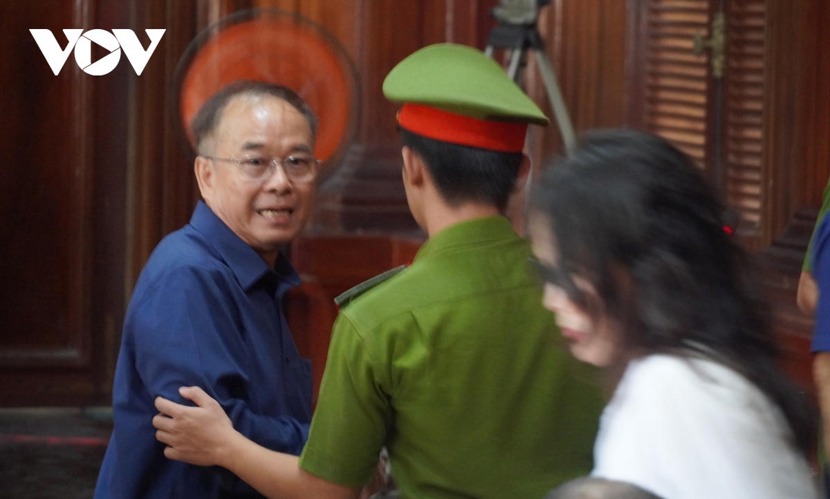 Bị cáo Nguyễn Thành Tài khai khi đương nhiệm Phó Chủ tịch UBND TPHCM ông rất bận, sai sót là điều dễ hiểu.