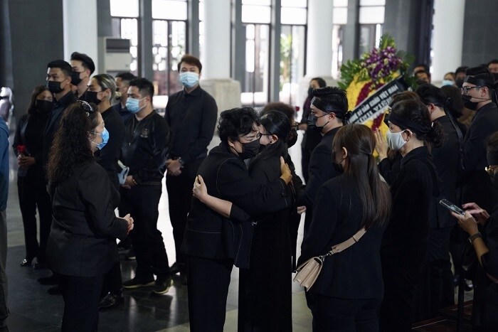 Tiễn biệt NSND Hoàng Dũng trong 