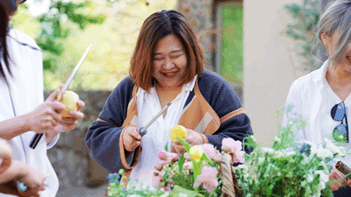 6 người bạn 9x từ chức rời thành phố, thuê đất ở nông thôn cùng nhau làm vườn vui sống