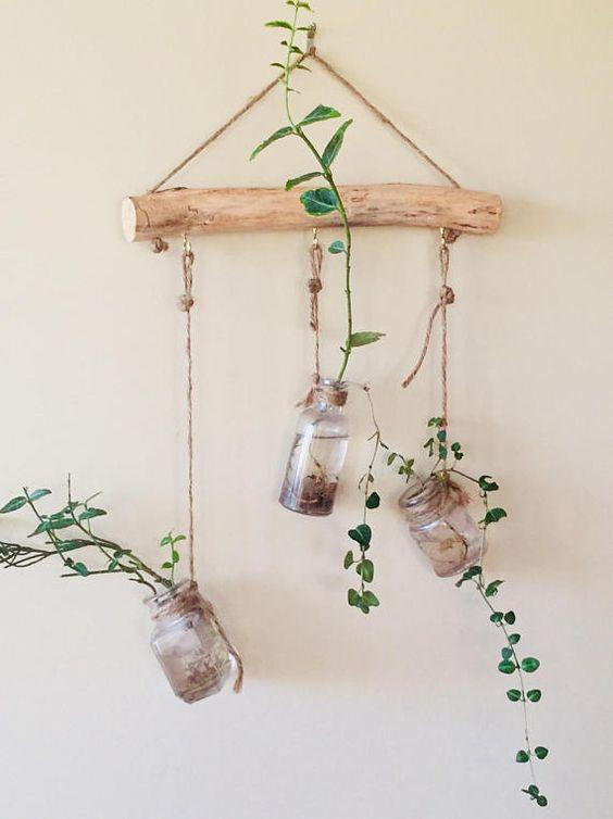 Biến tấu không gian sống với lọ hoa treo