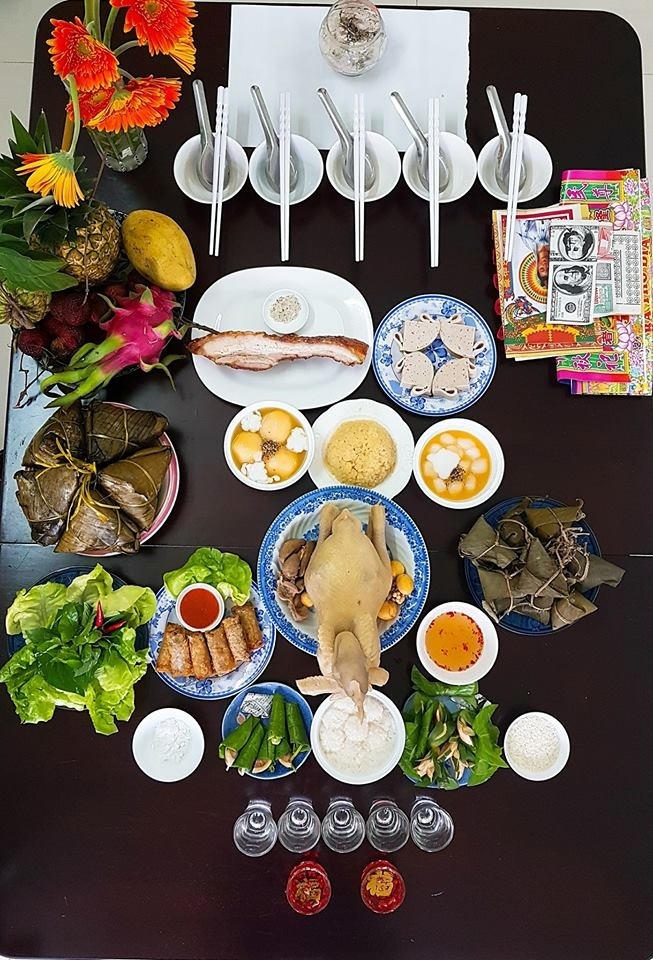 Cách trình bày mâm cỗ cúng Tết Đoan ngọ theo truyền thống