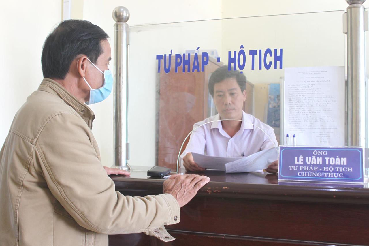 Chương trình bình chọn, tôn vinh “Gương sáng pháp luật”: Người giữ kỷ lục sáng kiến trong ngành Tư pháp Lâm Đồng