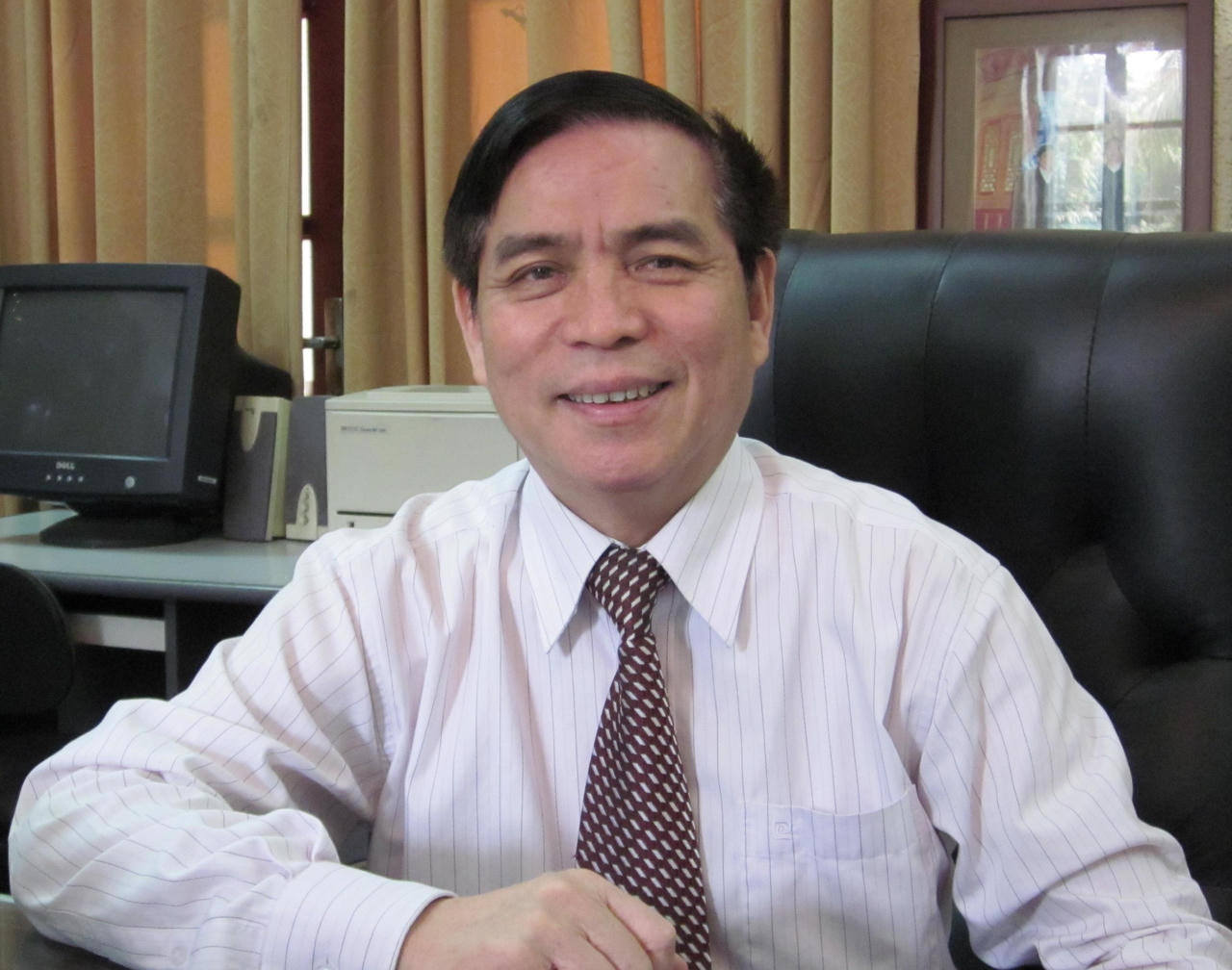 Xây dựng và hoàn thiện nhà nước pháp quyền XHCN: Nội dung thiết yếu cần có của Nhà nước pháp quyền XHCN Việt Nam 