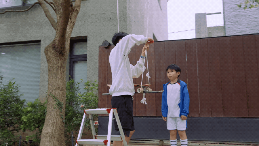 24 gia đình góp tiền mua mảnh đất xây một ngôi làng như cổ tích để tận hưởng cuộc sống an yên cùng nhau