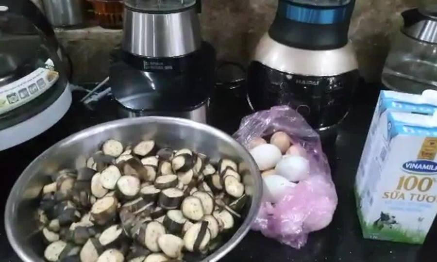 Khu vườn trên không xanh mướt nhờ rác thải nhà bếp