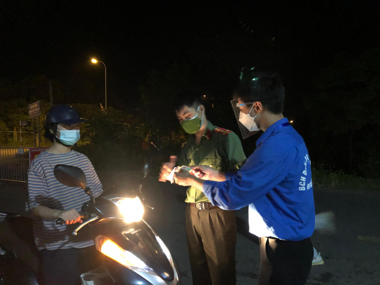 'Đâu cần thanh niên có, việc gì khó có thanh niên'