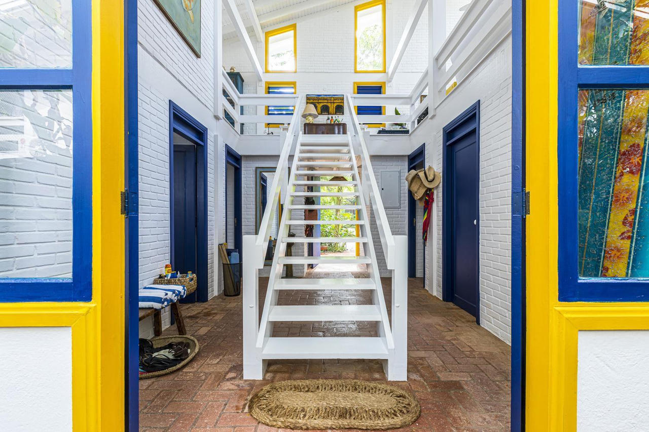 Cải tạo ban công cũ thành nơi tổ chức tiệc ngoài trời cho gia đình ảnh 4