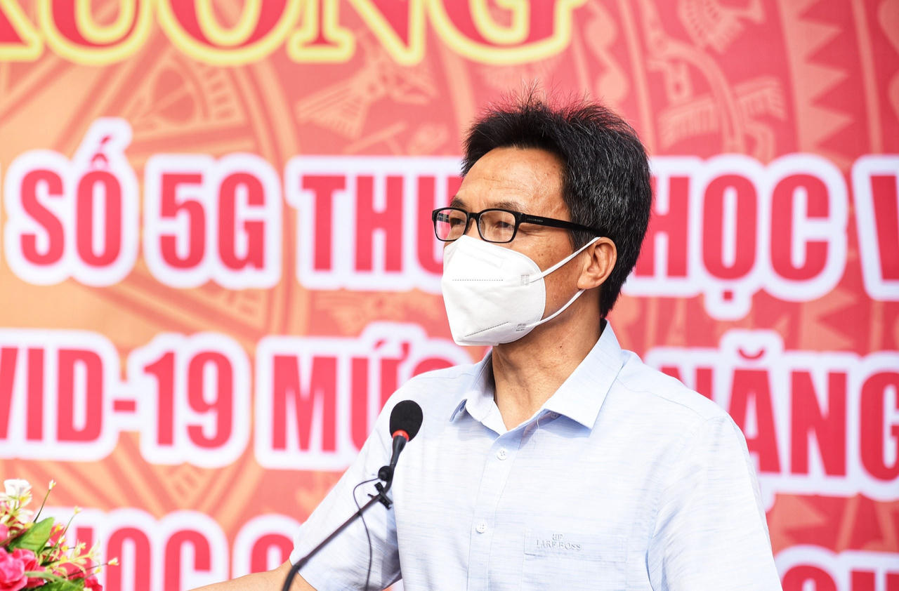 Phó thủ tướng tự hứa bù lại ngày khai giảng cho trẻ em