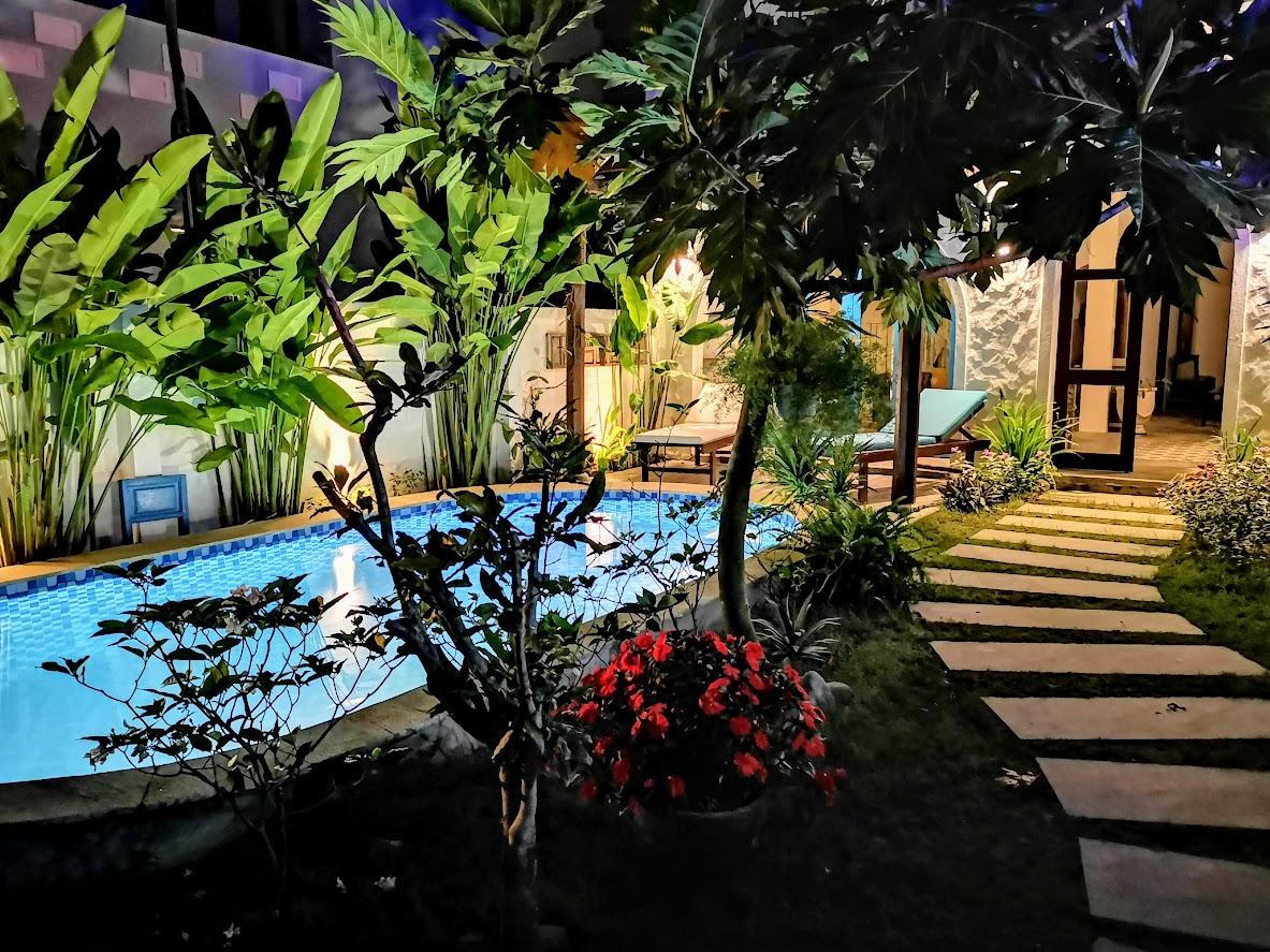 Chi 2 tỷ đồng biến căn nhà cấp 4 thành resort đẹp như mơ mang phong cách Địa Trung Hải