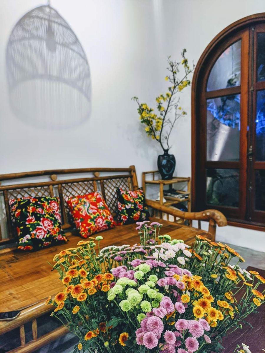 Chi 2 tỷ đồng biến căn nhà cấp 4 thành resort đẹp như mơ mang phong cách Địa Trung Hải