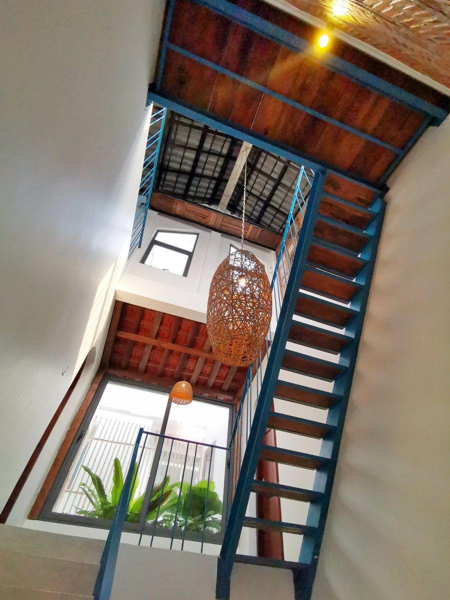 Chi 2 tỷ đồng biến căn nhà cấp 4 thành resort đẹp như mơ mang phong cách Địa Trung Hải