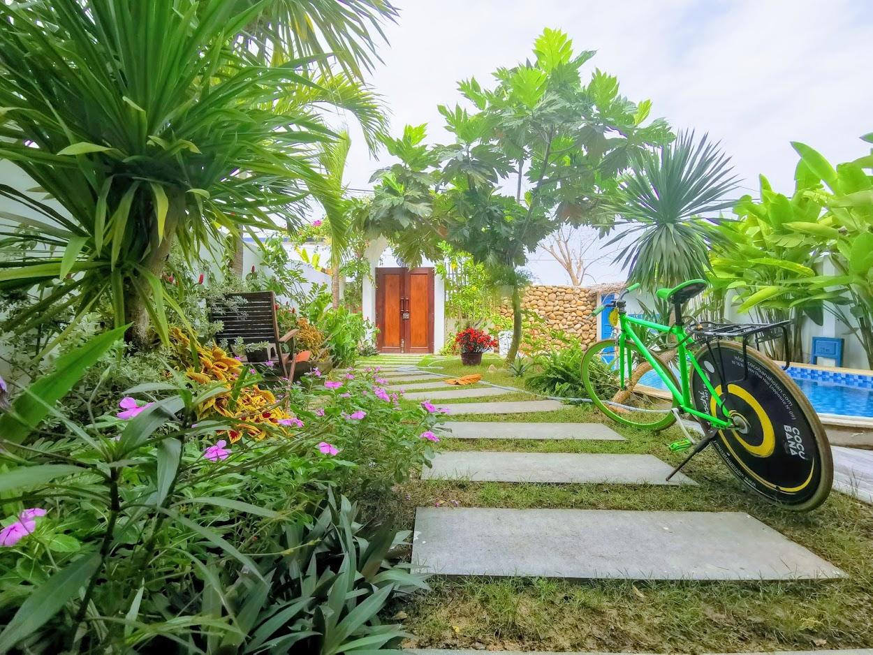 Chi 2 tỷ đồng biến căn nhà cấp 4 thành resort đẹp như mơ mang phong cách Địa Trung Hải