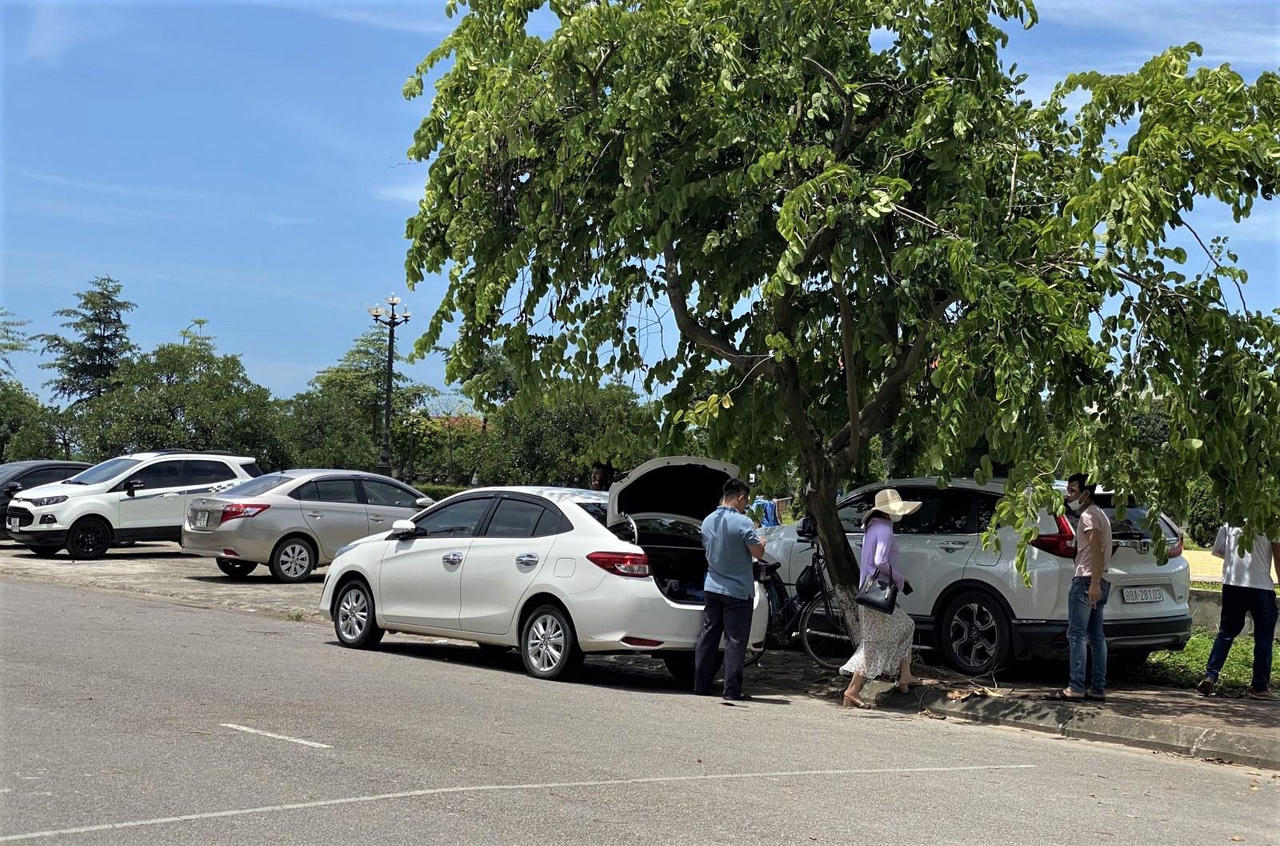 Cảnh giác với chiêu tạo sốt đất “ảo” ăn theo đất nền đấu giá