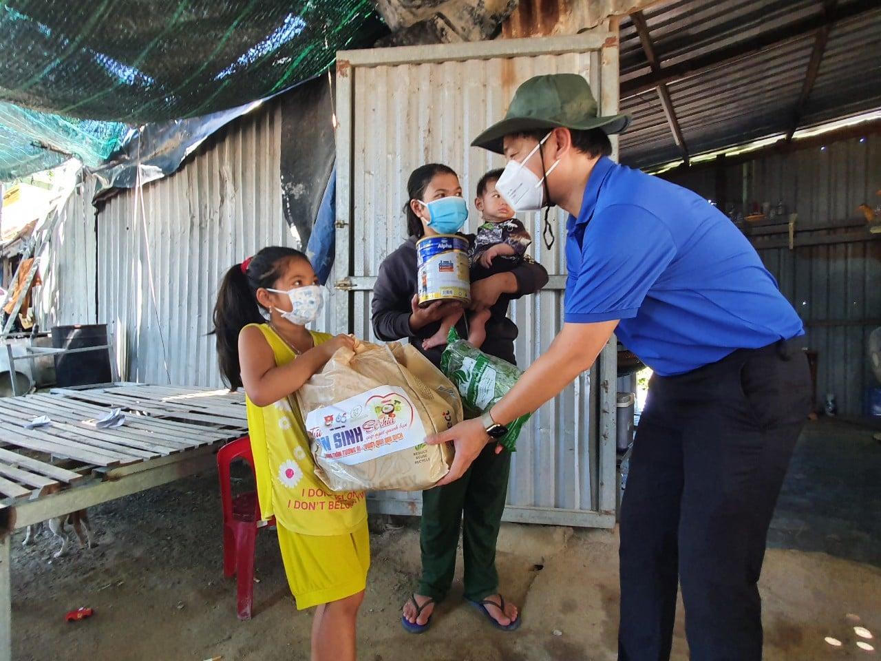 Đoàn kết, đồng lòng, chiến thắng đại dịch: Kỳ 2- Nhân dân là trên hết, trước hết
