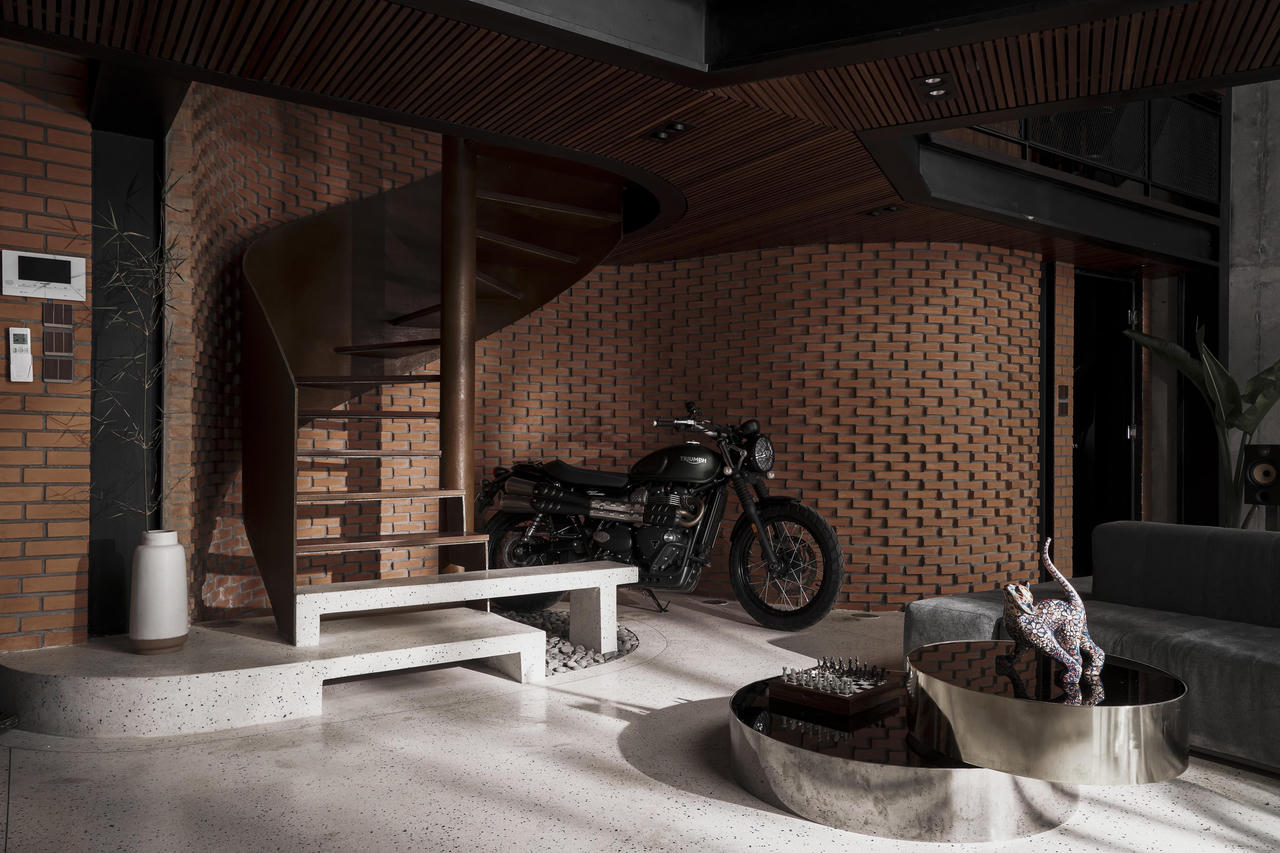 Căn penthouse có 1 không 2 của gia chủ thích sự "ngông cuồng" và phá cách