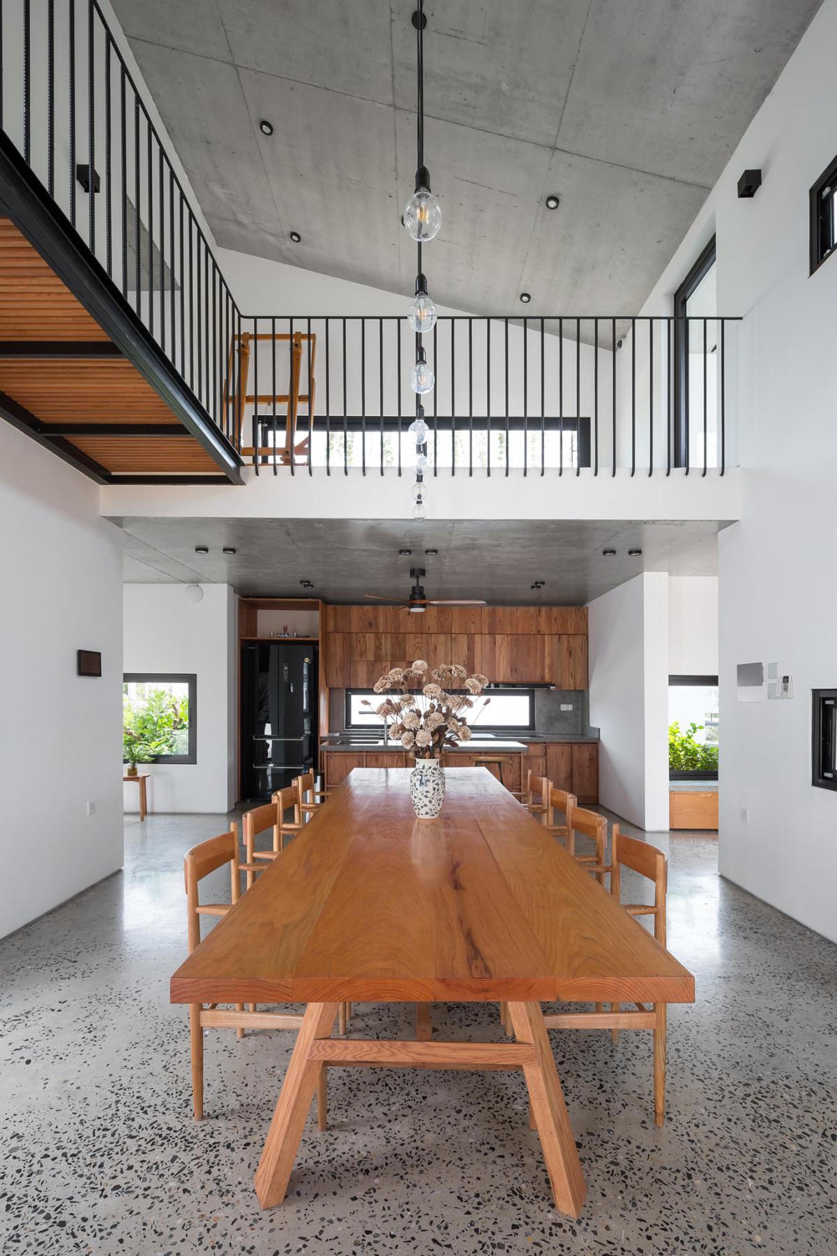 Căn nhà lấy cây xanh làm rèm