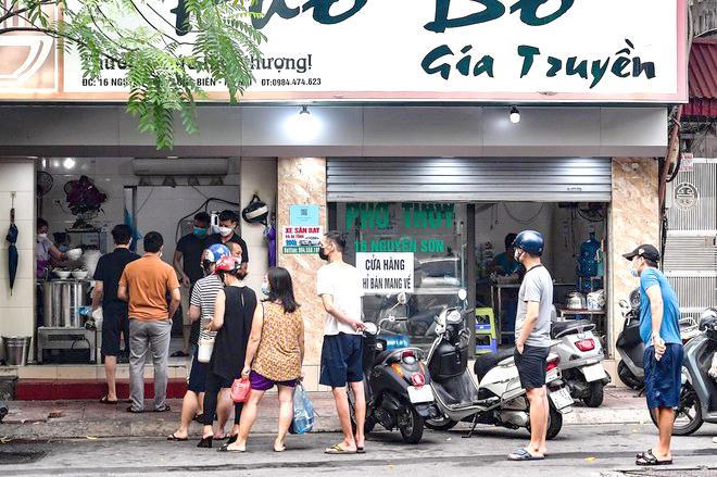 Hà Nội có thể mở cửa nhiều hơn?