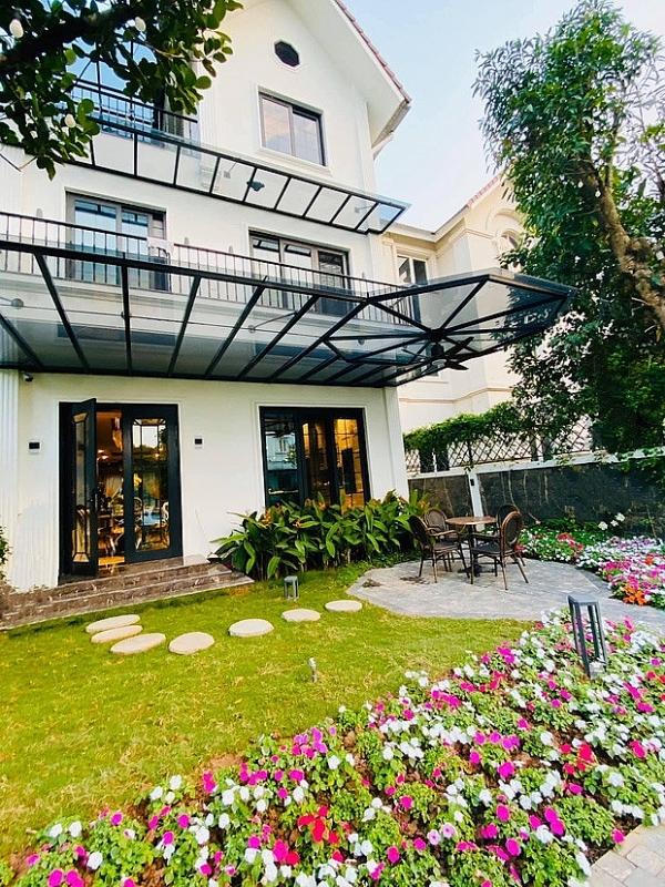 Biệt thự triệu USD xa hoa của diễn viên Lã Thanh Huyền