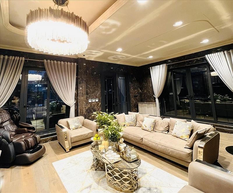 Biệt thự triệu USD xa hoa của diễn viên Lã Thanh Huyền