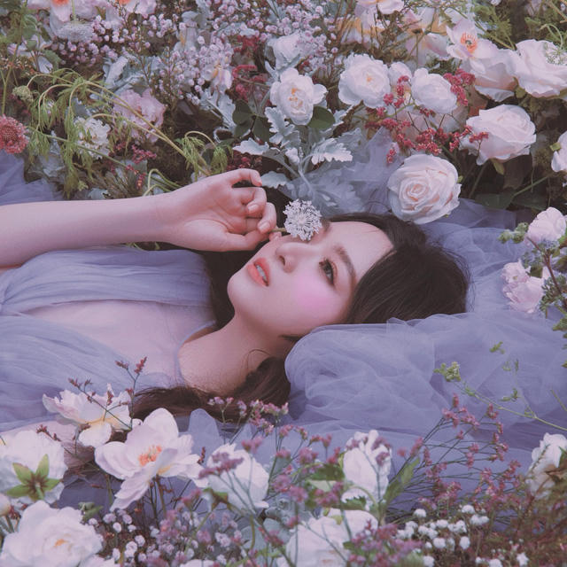 Tiểu thư Anh Sa của đế chế Tân Hoàng Minh: Bố là tài phiệt địa ốc, mẹ là hoa hậu, nhan sắc như nàng thơ điện ảnh nhưng siêu kín tiếng