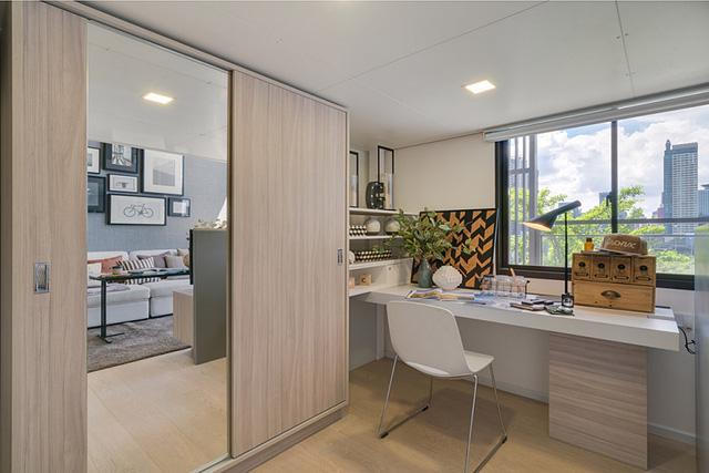 Căn hộ gác xép sở hữu thiết kế đẹp như không gian khách sạn hạng sang