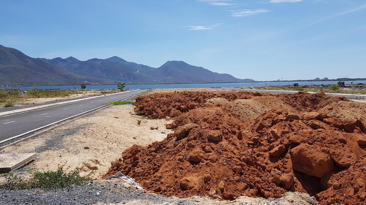 Tung tin 'đại bàng chúa làm tổ' để kích giá đất ở Nha Trang