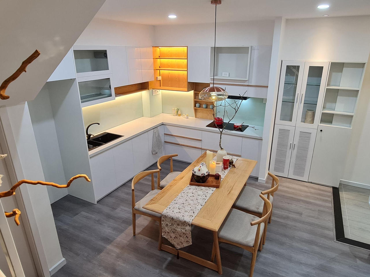 Ngôi nhà hơn 40m2 không một góc chết, tận dụng được cả diện tích bé xíu