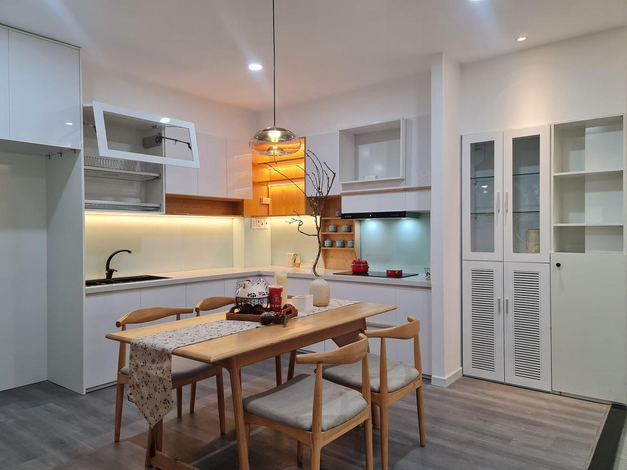 Ngôi nhà hơn 40m2 không một góc chết, tận dụng được cả diện tích bé xíu