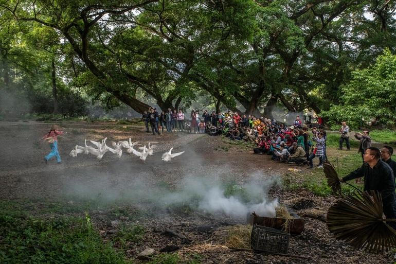 Ngôi làng du lịch "giả tạo" để "kéo" khách đến thăm