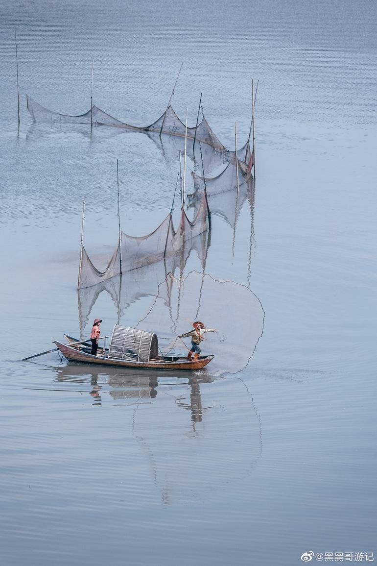 Ngôi làng du lịch "giả tạo" để "kéo" khách đến thăm