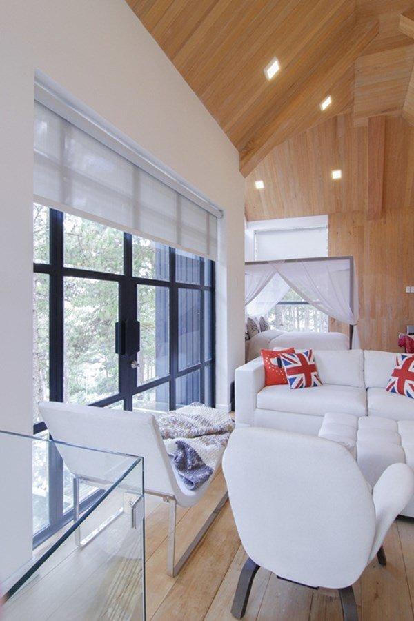 Phan Như Thảo gây xôn xao về căn chòi sẽ xây cho bảo vệ ở