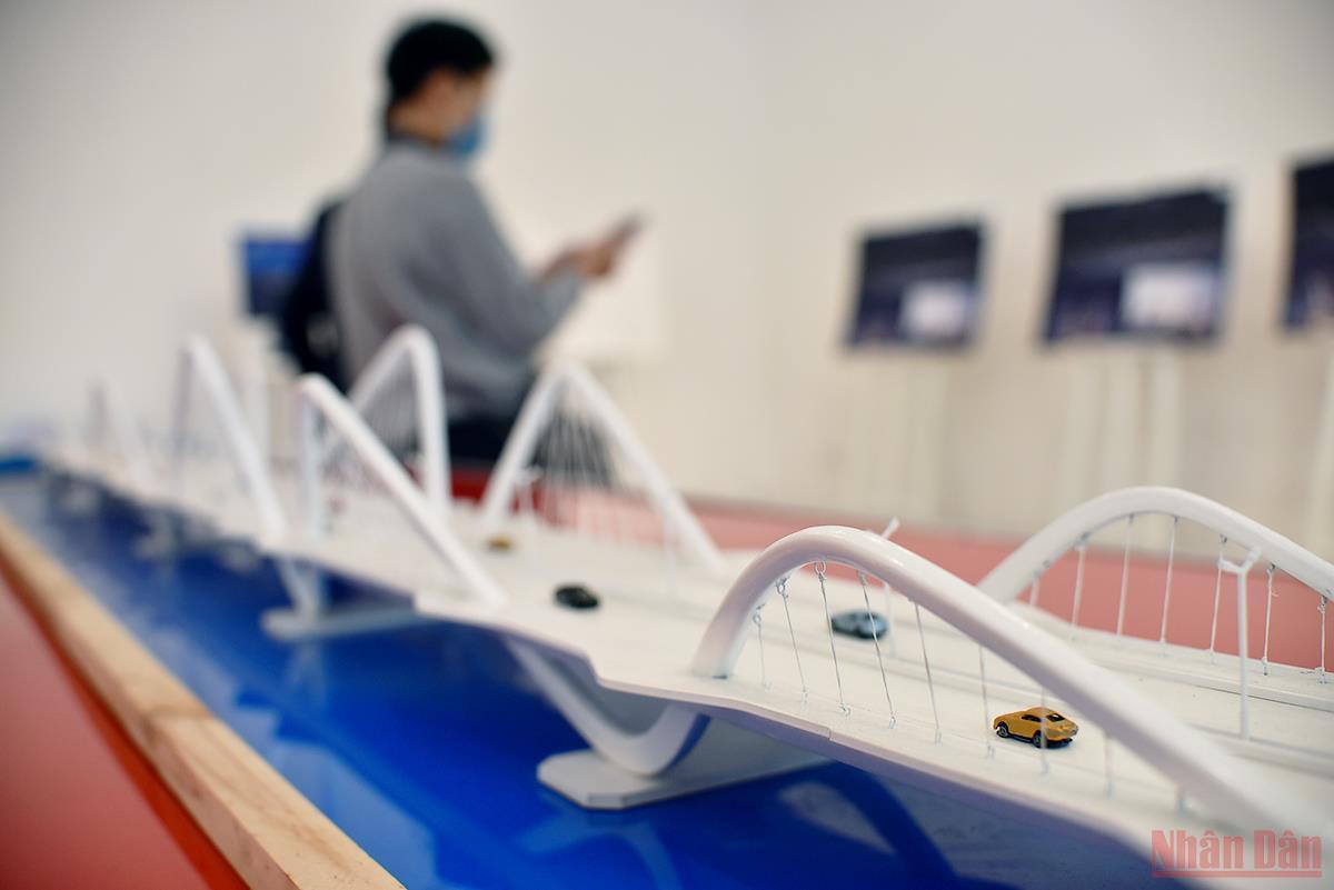 Người dân Hà Nội lựa chọn phương án kiến trúc cầu Trần Hưng Đạo