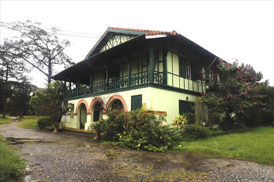 Xét xử vụ tỉnh Lâm Đồng kiện để đòi 13 biệt thự từ tay doanh nghiệp