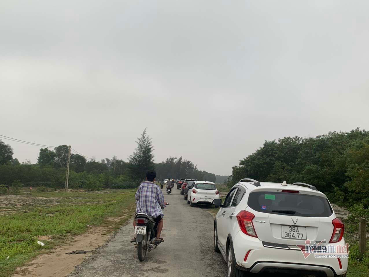 Cò vây, lùng đất xuyên ngày đêm, dân đóng cửa vì mệt mỏi