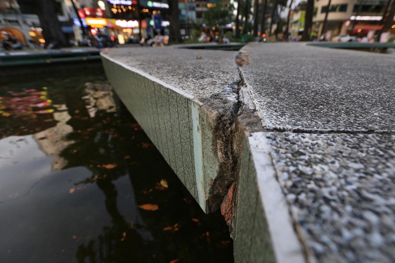 Hồ Con Rùa được đầu tư tiền tỉ 'khoác áo mới': Giai thoại trấn yểm long mạch