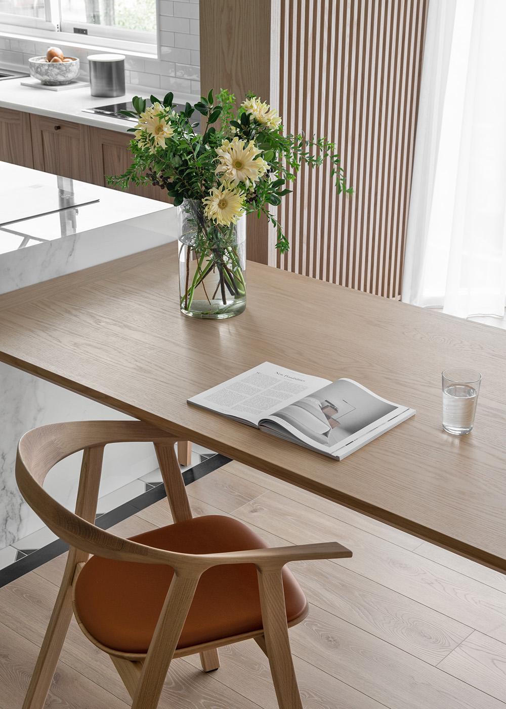 Căn hộ xuống cấp 50 năm tuổi “lột xác” hoàn hảo vừa thoáng vừa đẹp nhờ phong cách Nhật Bản