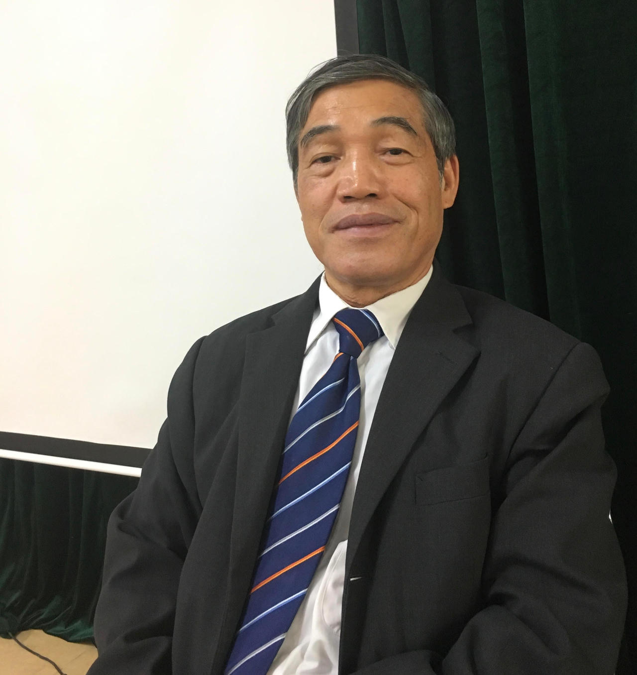 Xây dựng và hoàn thiện nhà nước pháp quyền xã hội chủ nghĩa Việt Nam: Đẩy mạnh cải cách tư pháp 