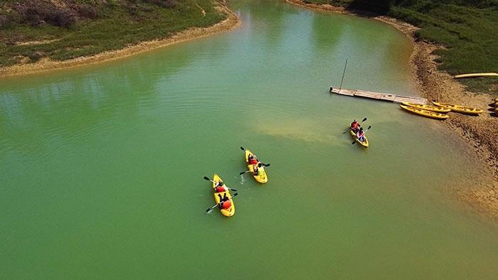 Hồ Nong Dùng - Hạ Long thu nhỏ giữa đại ngàn Xứ Lạng
