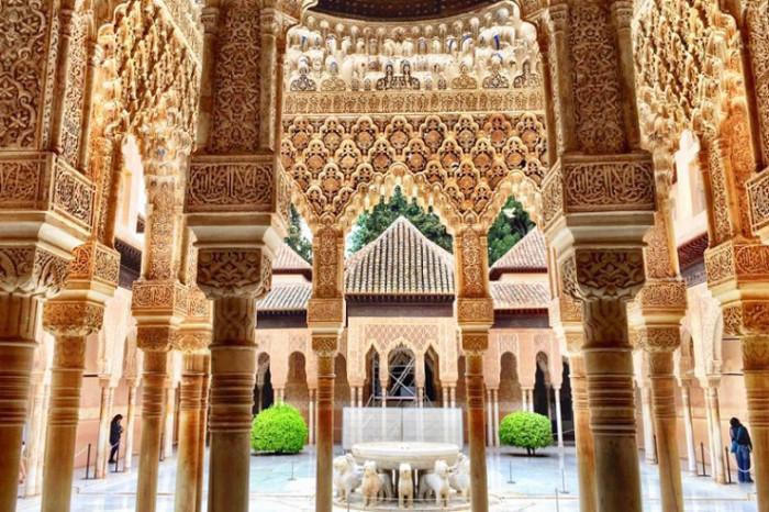 Trầm trồ trước những cung điện hoàng gia tuyệt vời nhất trên thế giới