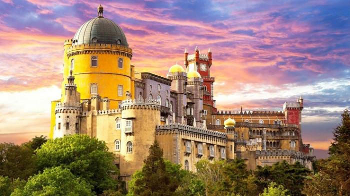 Trầm trồ trước những cung điện hoàng gia tuyệt vời nhất trên thế giới
