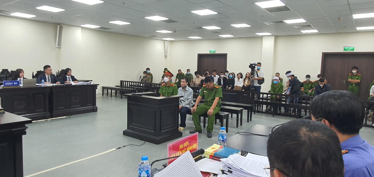 Xét xử vụ án cháu bé bị đóng đinh vào đầu: Xuất hiện nhân chứng mới, viện kiểm sát đề nghị trả hồ sơ 