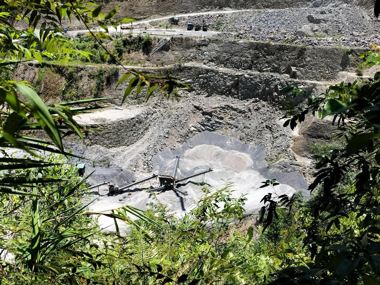 Bài 2: Dấu hiệu xâm hại rừng của thủy điện Phìn Hồ 2: Hàng loạt sai phạm, chỉ bị phạt… 15 triệu đồng