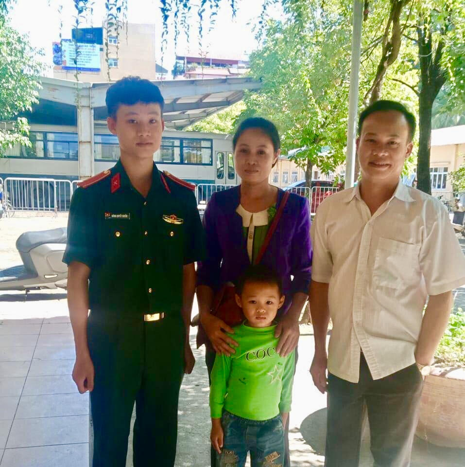 Cái kết đẹp của những “vầng trăng khuyết” 